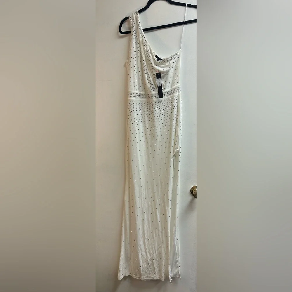 Symphony White One-Shoulder Dress with Slit - Picture 3 of 14